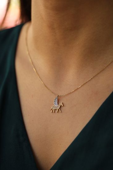 At Altın Kolye resmi