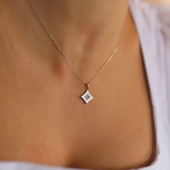 Karo Altın Kolye resmi