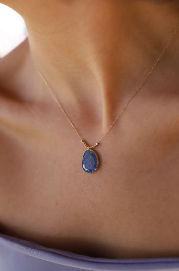 Renkli Taşlı Altın Kolye resmi