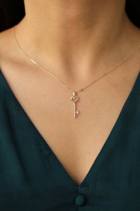 Altın Anahtar Kalpli Kolye resmi