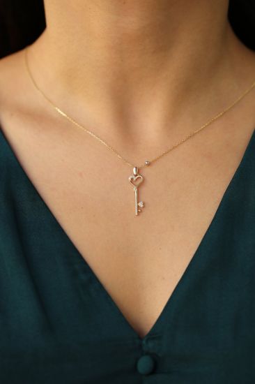 Altın Anahtar Kalpli Kolye resmi