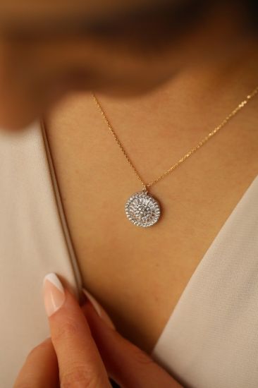 Altın Yuvarlak Zarif Baget Kolye resmi