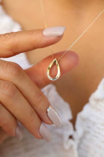 Altın Zarif Damla Kolye resmi